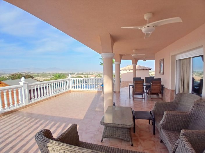 Image No.27-3 Bed Villa for sale