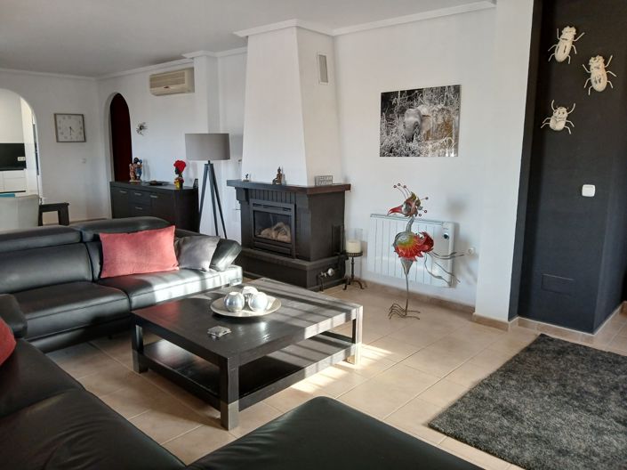 Image No.5-3 Bed Villa for sale