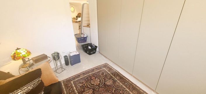 Image No.20-2 Bed Country House for sale