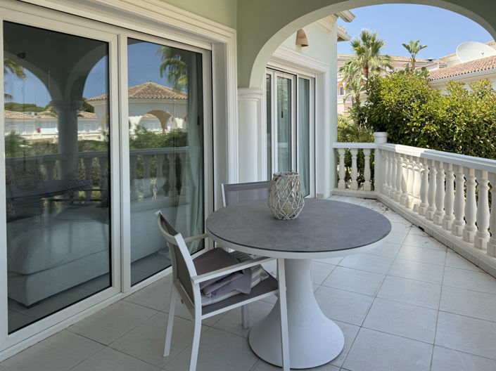 Image No.3-2 Bed Apartment for sale