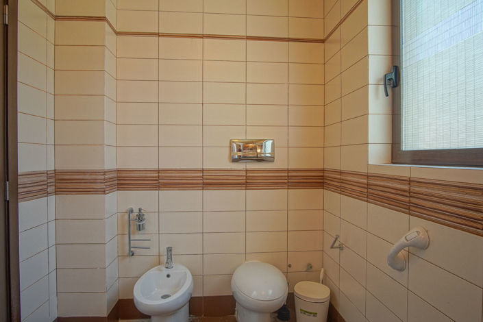 Image No.26-6 Bed Villa for sale