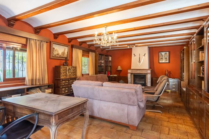 Image No.45-6 Bed Villa for sale