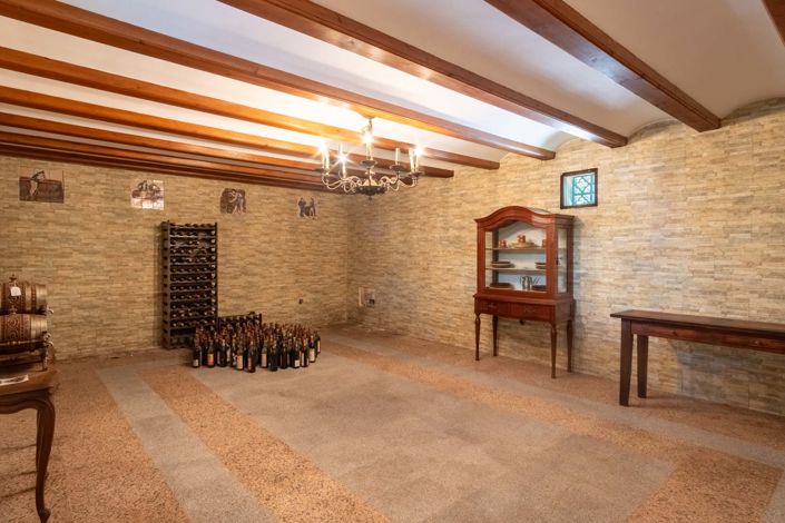 Image No.46-6 Bed Villa for sale