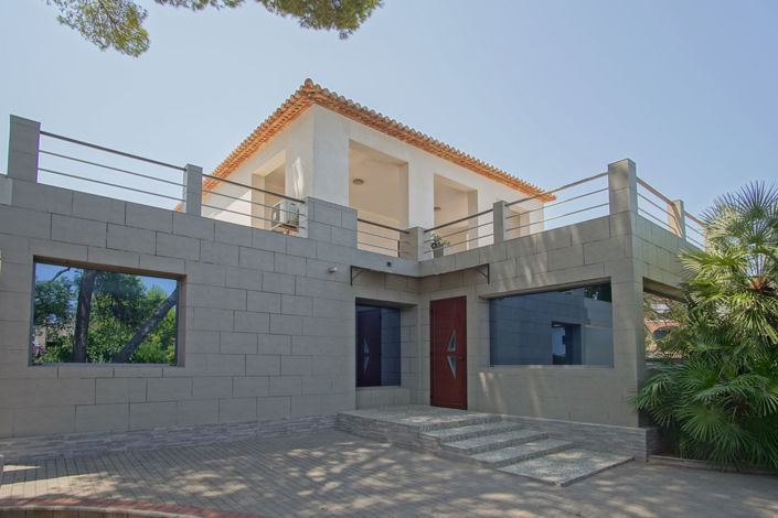 Image No.8-6 Bed Villa for sale