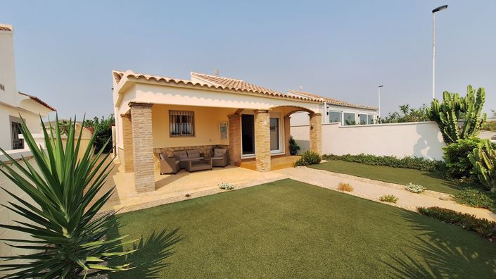 Image No.1-2 Bed Villa for sale