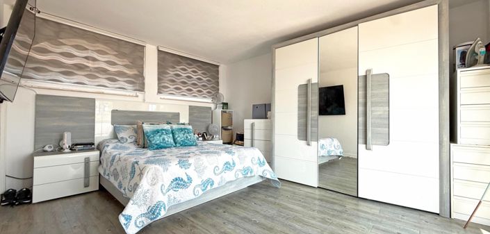 Image No.9-2 Bed Villa for sale