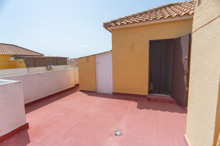 Image No.28-3 Bed Villa for sale