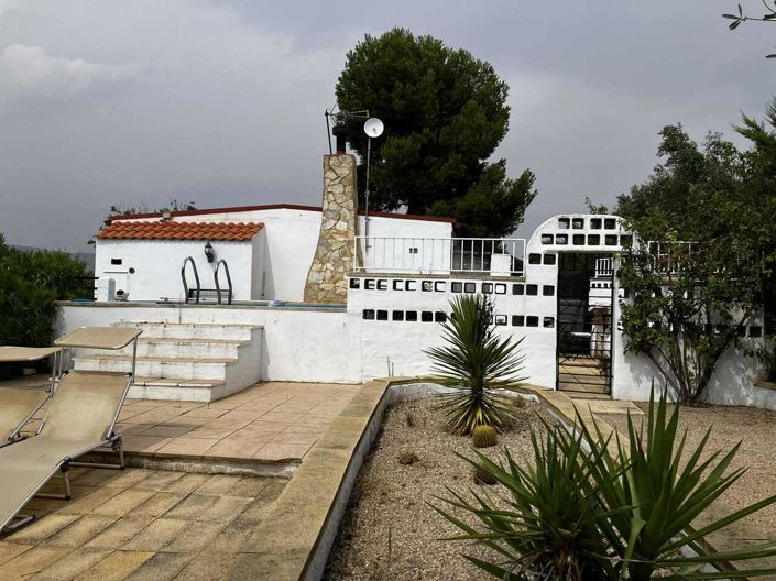 Image No.10-3 Bed Villa for sale