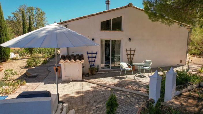 Image No.19-3 Bed Country House for sale