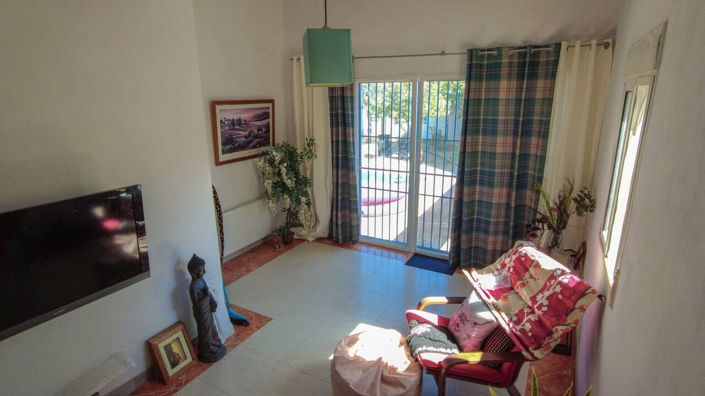 Image No.8-3 Bed Country House for sale