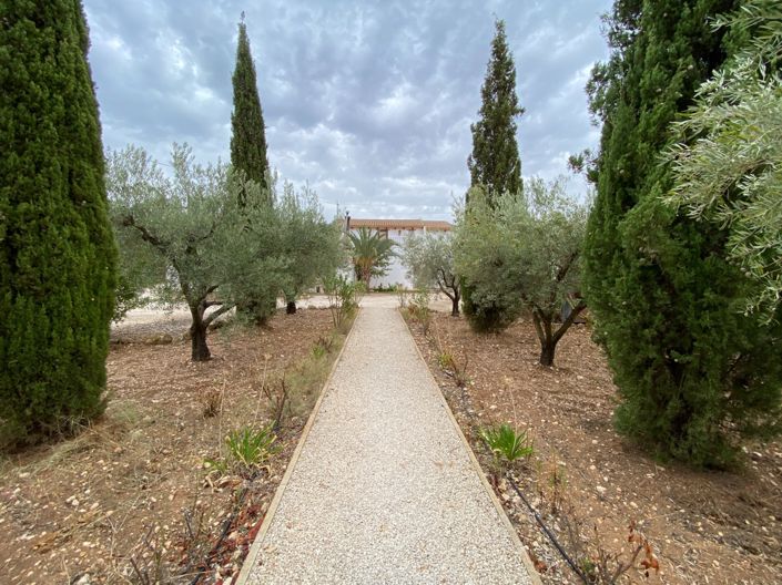 Image No.40-8 Bed Villa for sale