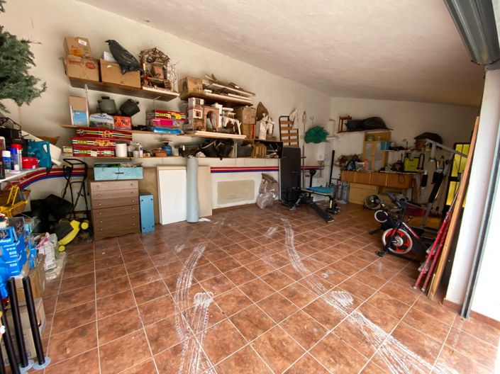 Image No.9-8 Bed Villa for sale