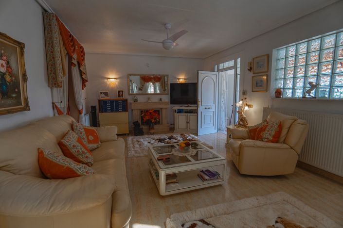 Image No.34-4 Bed Villa for sale