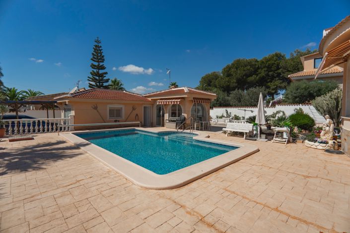 Image No.5-4 Bed Villa for sale