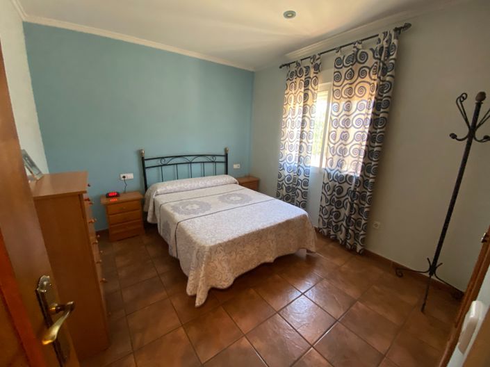 Image No.27-3 Bed Country House for sale