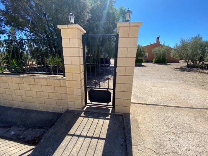 Image No.49-3 Bed Country House for sale