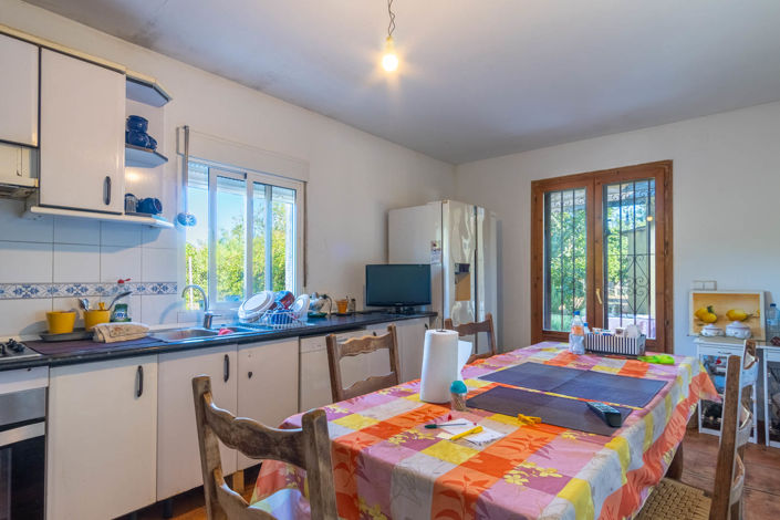 Image No.6-6 Bed Villa for sale