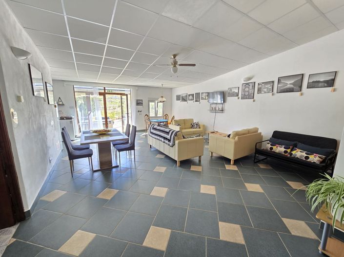 Image No.30-4 Bed Country House for sale