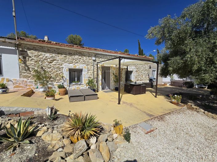 Image No.43-4 Bed Country House for sale