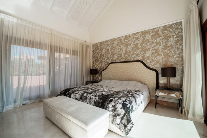 Image No.12-3 Bed Apartment for sale