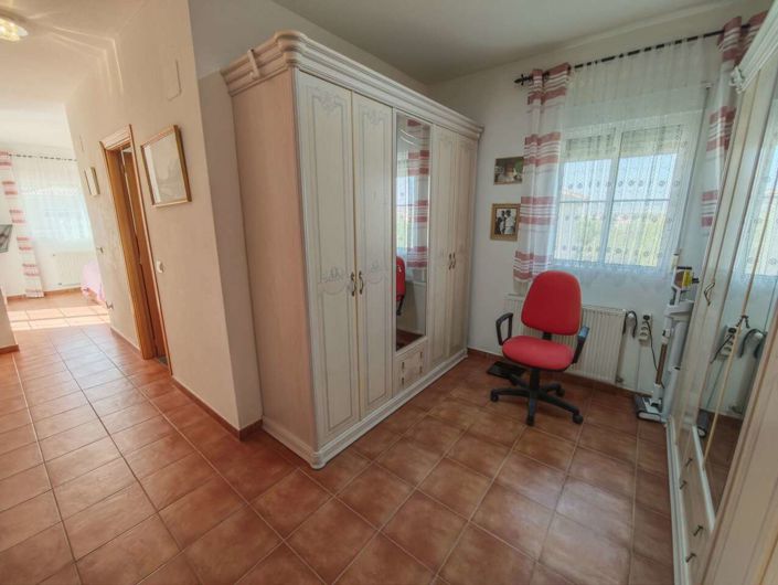 Image No.29-4 Bed Villa for sale