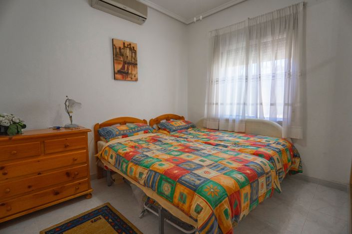 Image No.14-3 Bed Villa for sale