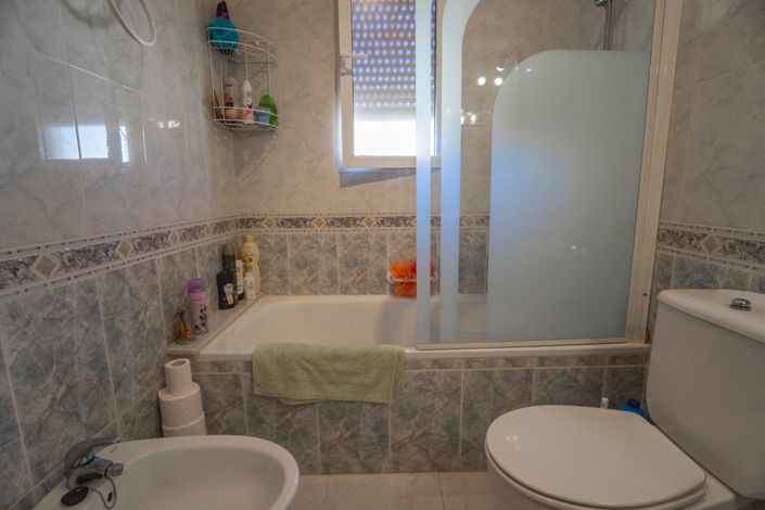 Image No.27-3 Bed Villa for sale