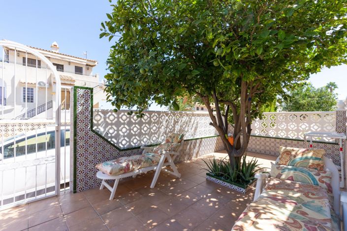 Image No.3-3 Bed Villa for sale