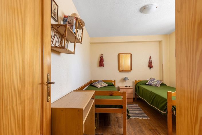 Image No.12-2 Bed Apartment for sale