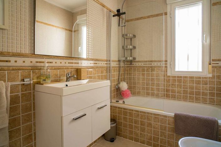 Image No.12-3 Bed Villa for sale