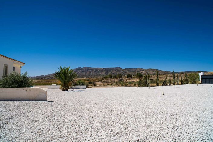 Image No.28-3 Bed Villa for sale