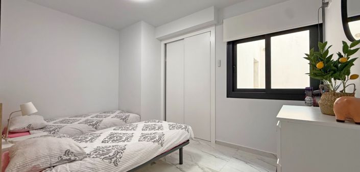 Image No.16-2 Bed Apartment for sale