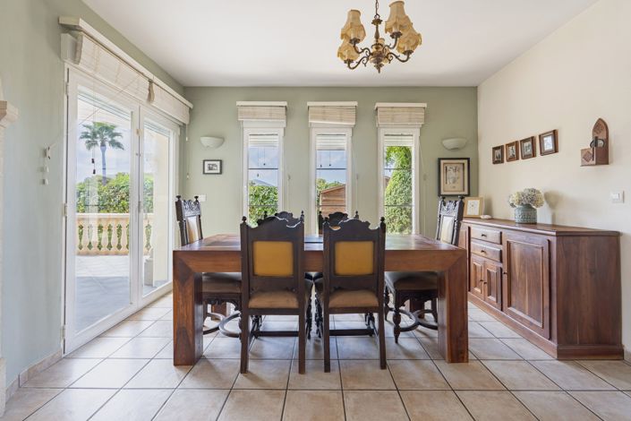 Image No.17-3 Bed Villa for sale