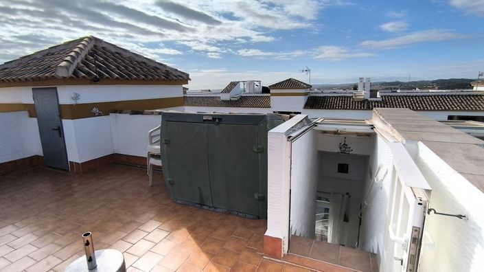 Image No.22-2 Bed Apartment for sale