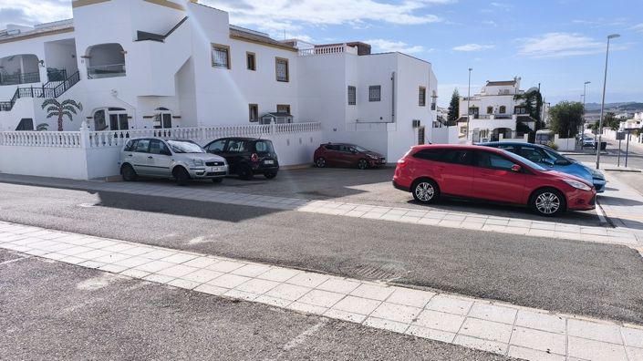 Image No.24-2 Bed Apartment for sale