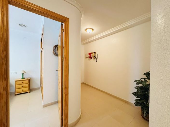 Image No.24-4 Bed Apartment for sale