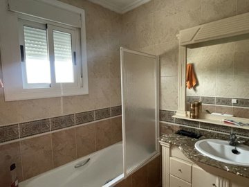 31147-for-sale-in-daya-vieja-10878079-large