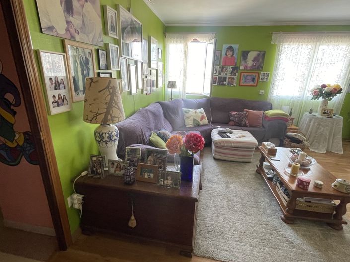 Image No.13-3 Bed Townhouse for sale