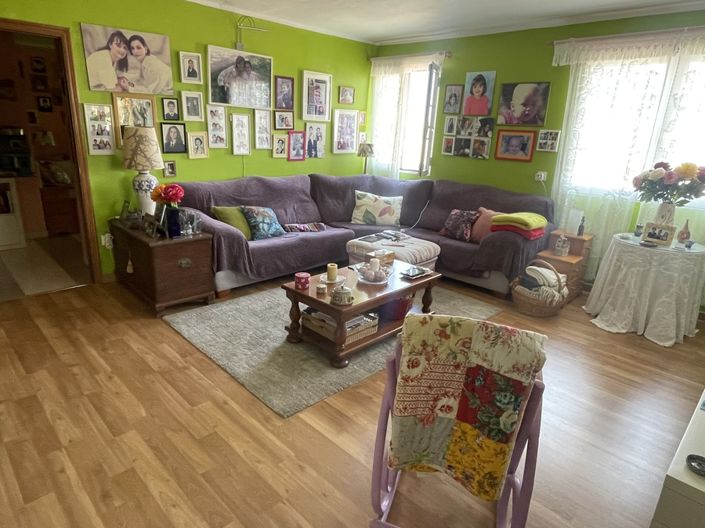 Image No.17-3 Bed Townhouse for sale