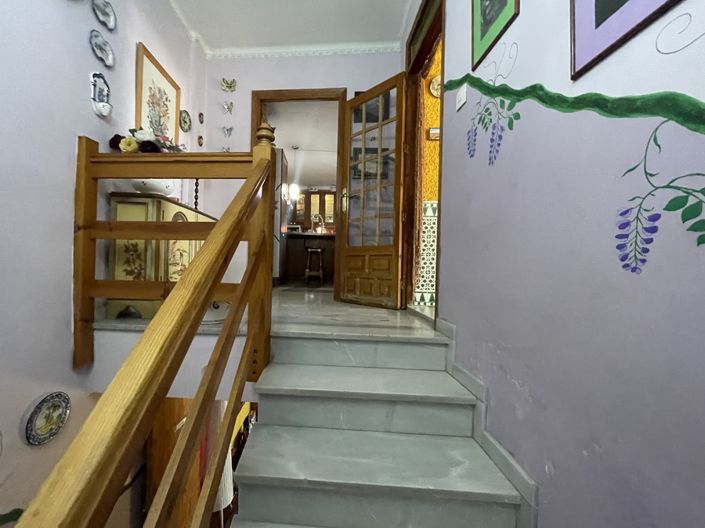 Image No.32-3 Bed Townhouse for sale