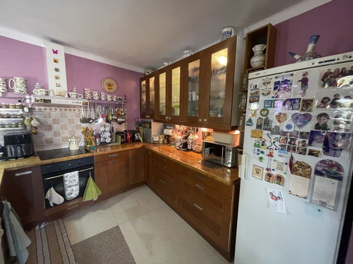 Image No.8-3 Bed Townhouse for sale