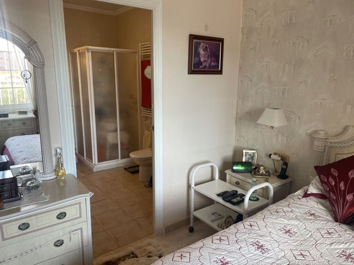 Image No.29-5 Bed Villa for sale