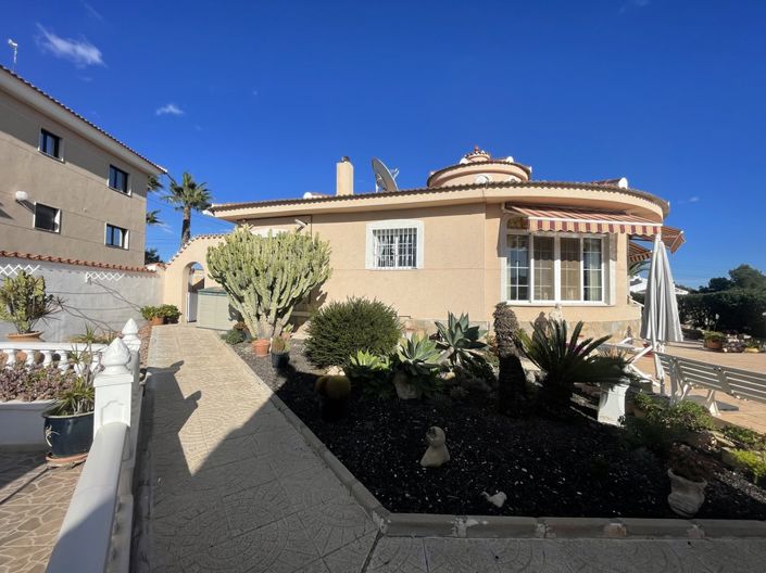 Image No.6-5 Bed Villa for sale