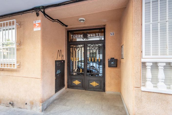 Image No.17-2 Bed Apartment for sale