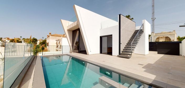 Image No.1-3 Bed Villa for sale