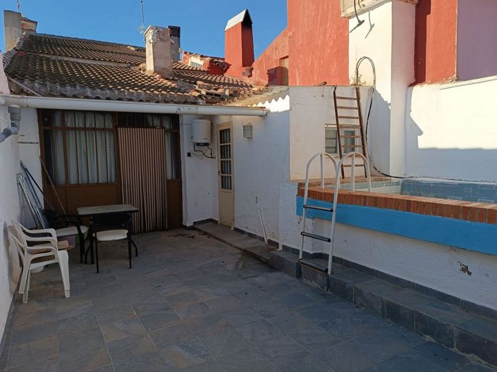 Image No.4-6 Bed Country House for sale