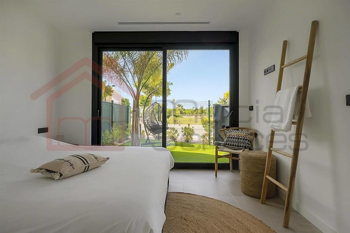 Image No.25-3 Bed Villa for sale