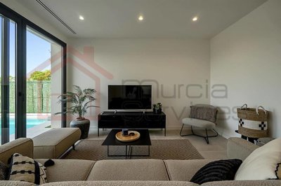 uoejncyceguqz-ymoq9xw