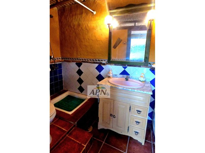 Image No.13-14 Bed Country House for sale