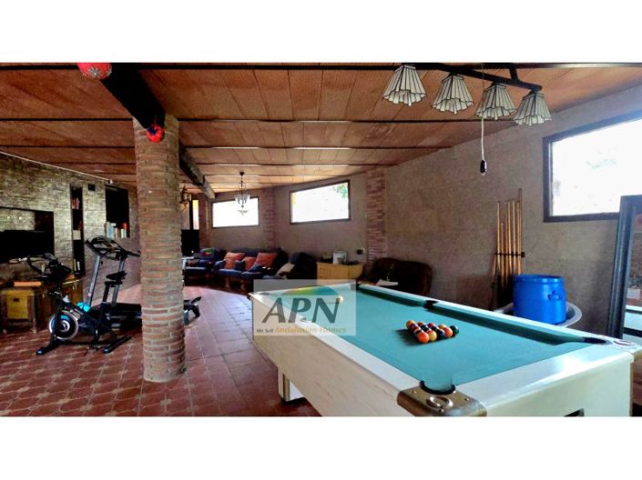 Image No.16-14 Bed Country House for sale